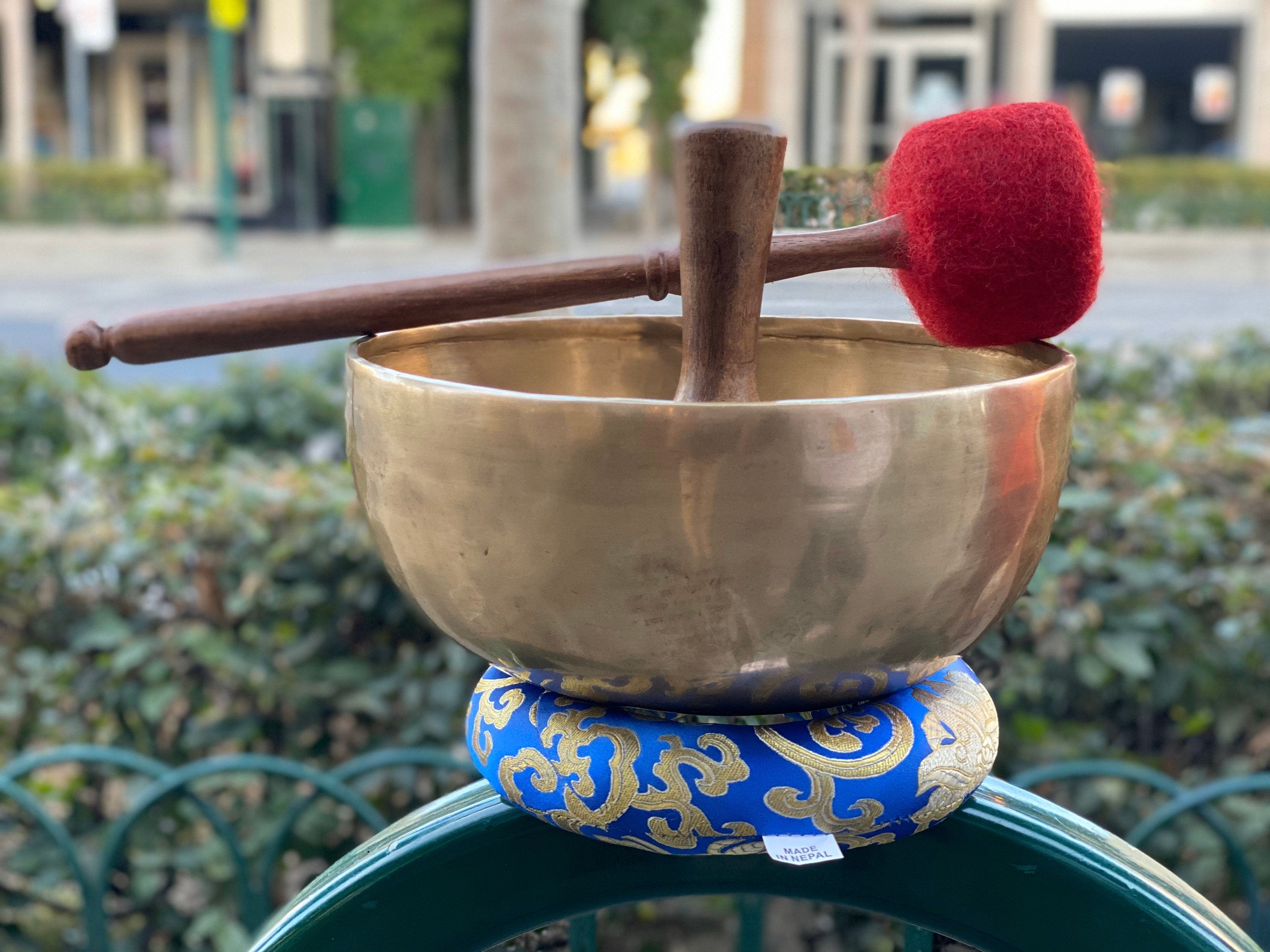 7" Hand Hammered Tibetan Singing Bowl, Chakra Healing, Sound Therapy