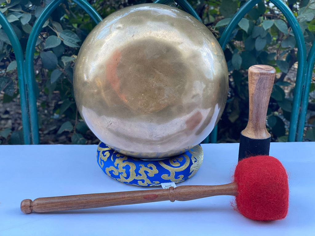 7" Hand Hammered Tibetan Singing Bowl, Chakra Healing, Sound Therapy