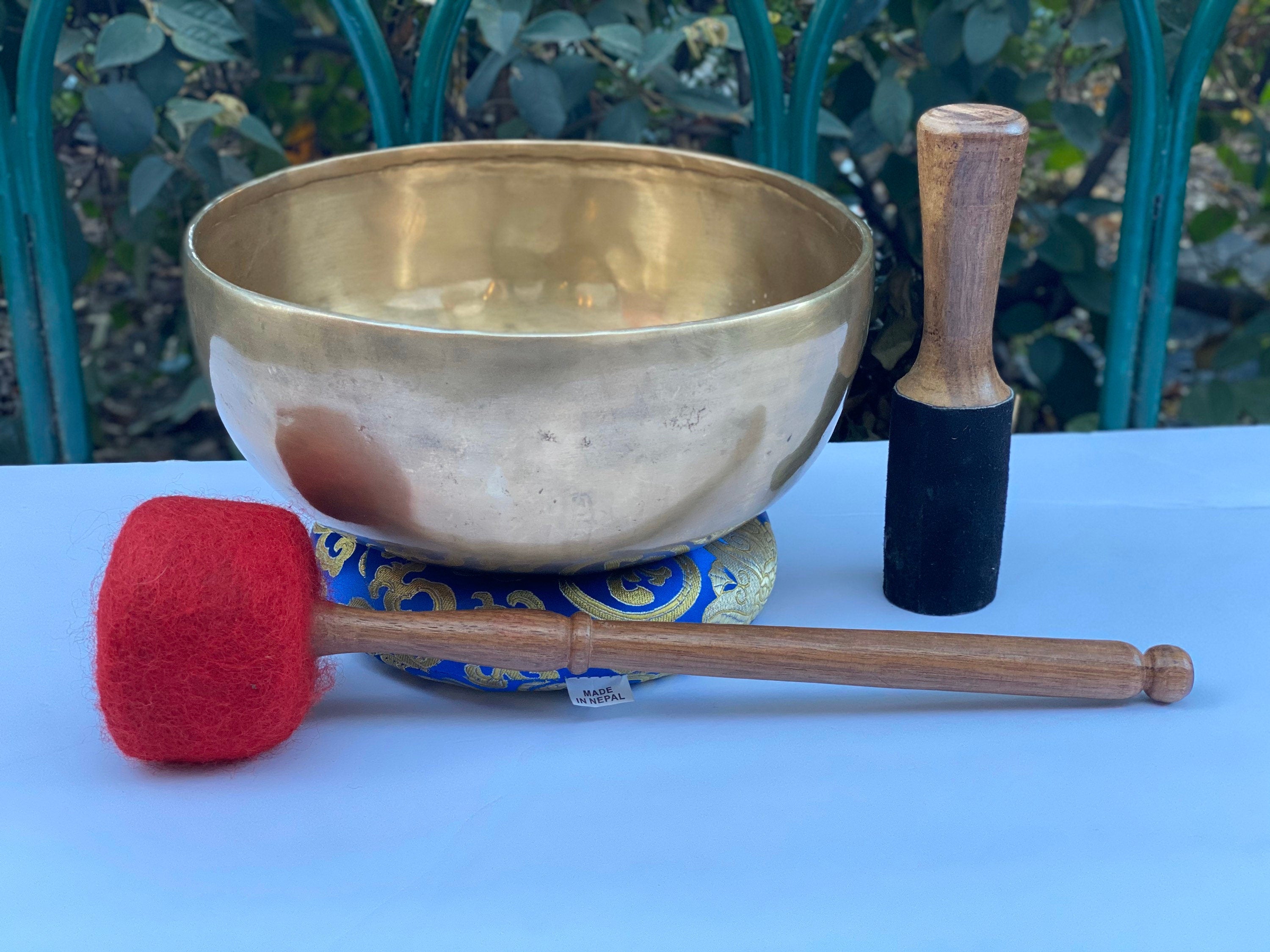 7" Hand Hammered Tibetan Singing Bowl, Chakra Healing, Sound Therapy
