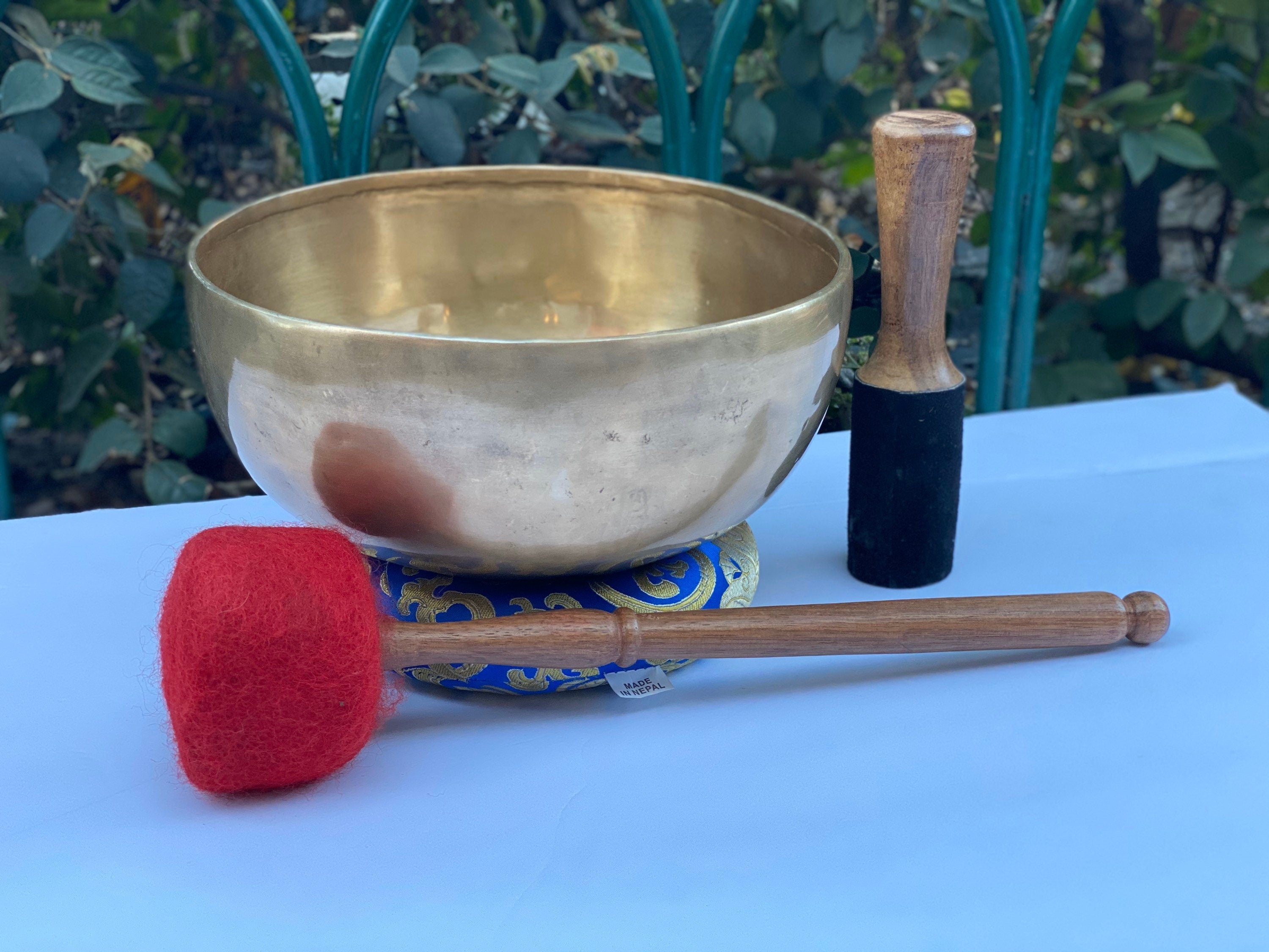 7" Hand Hammered Tibetan Singing Bowl, Chakra Healing, Sound Therapy