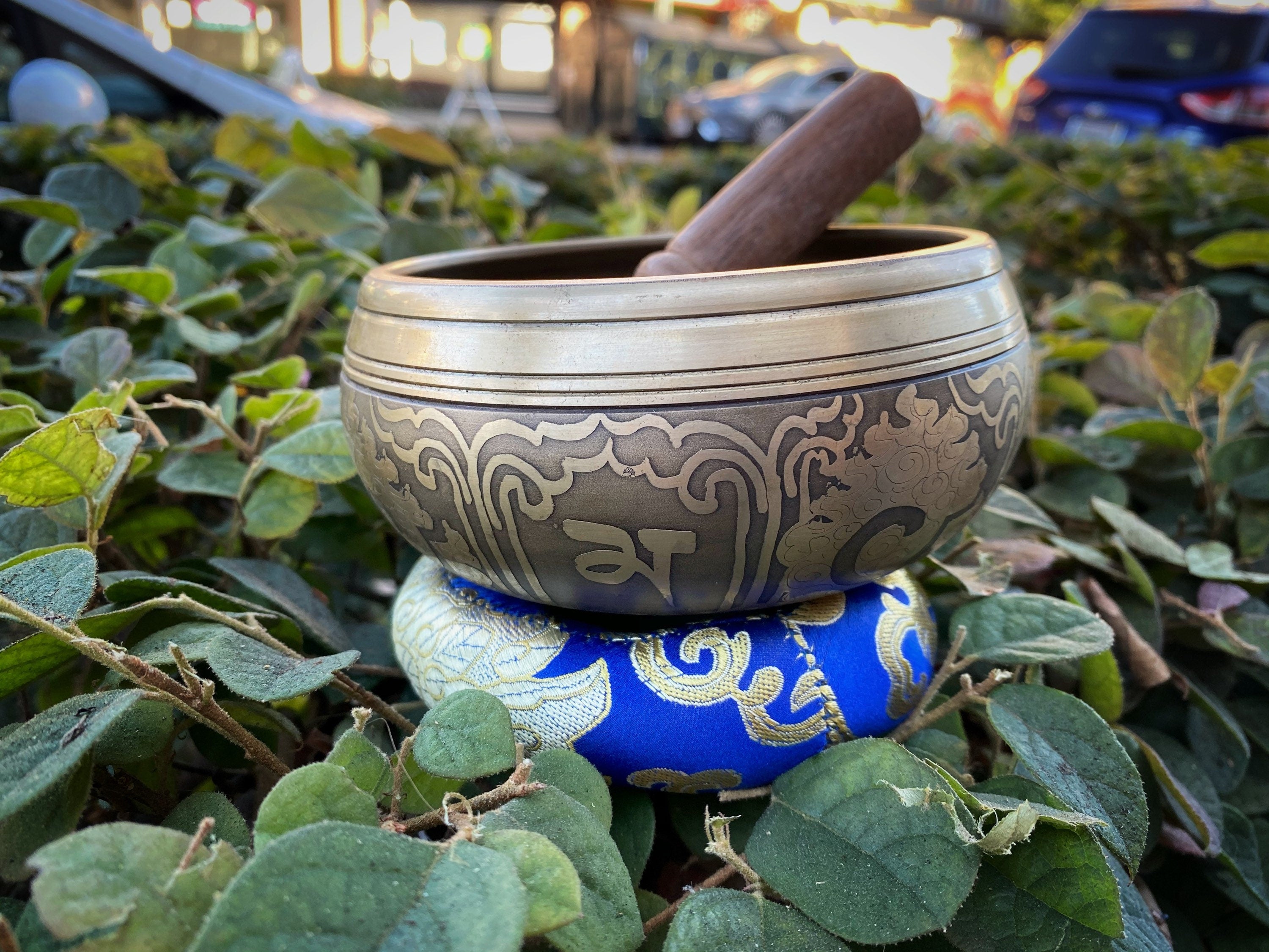 Buddha Tibetan Singing Bowl (5.5 inch) – Meditation, Healing