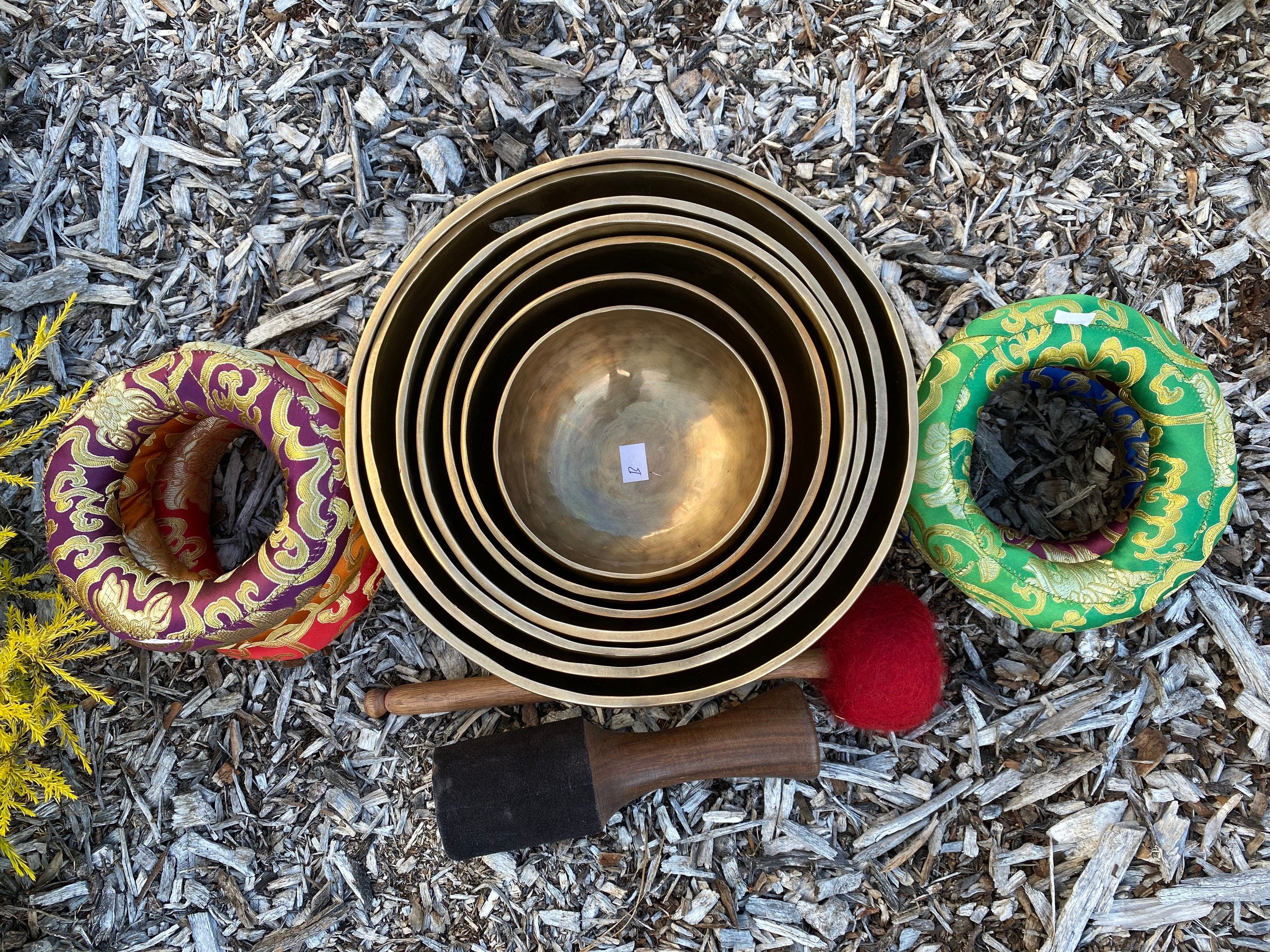 Handmade Tibetan Singing Bowl Set, Chakra Healing, Meditation