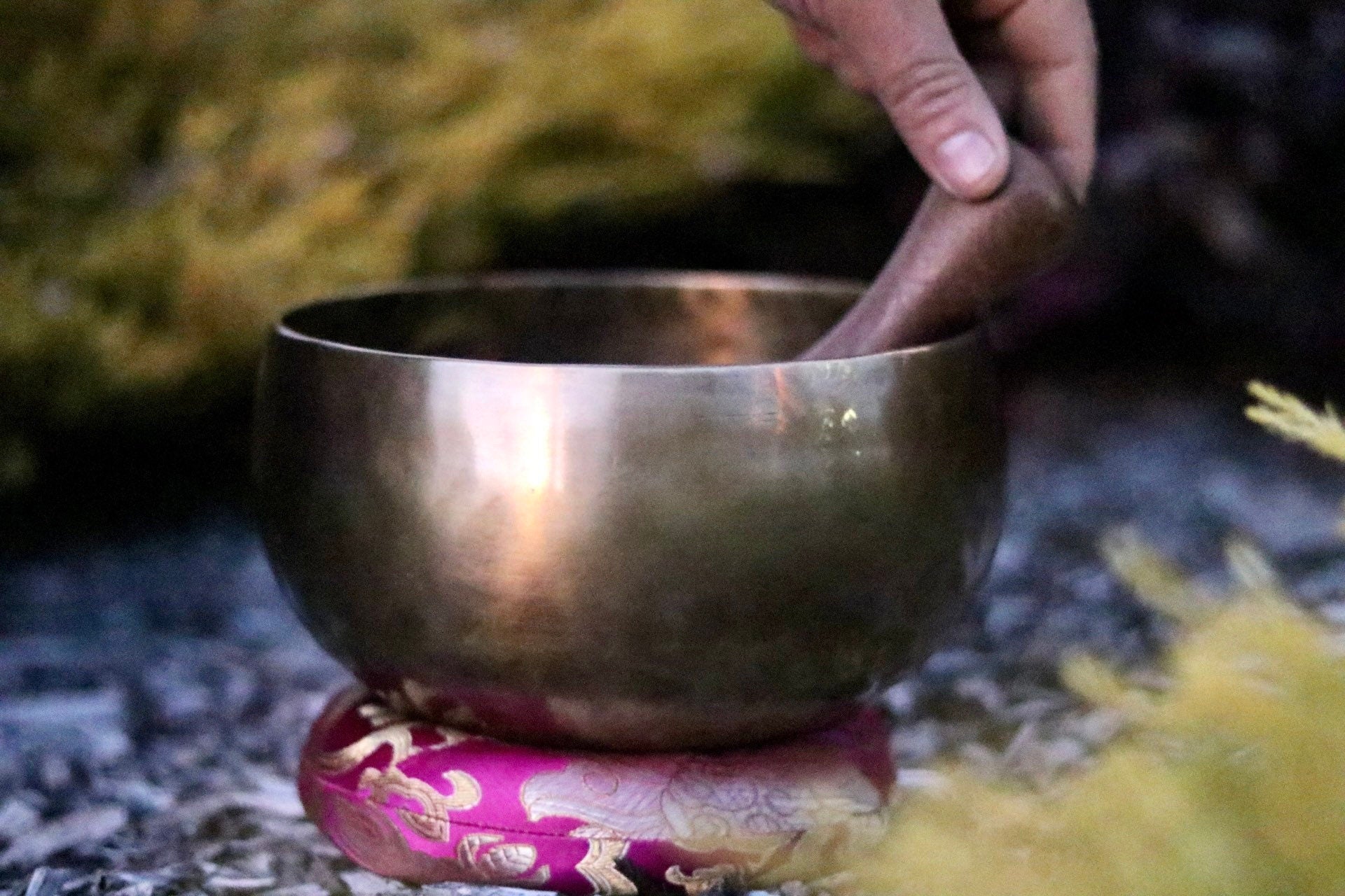 Hand Hammered Tibetan Singing Bowl 7" for Meditation, Yoga, Healing