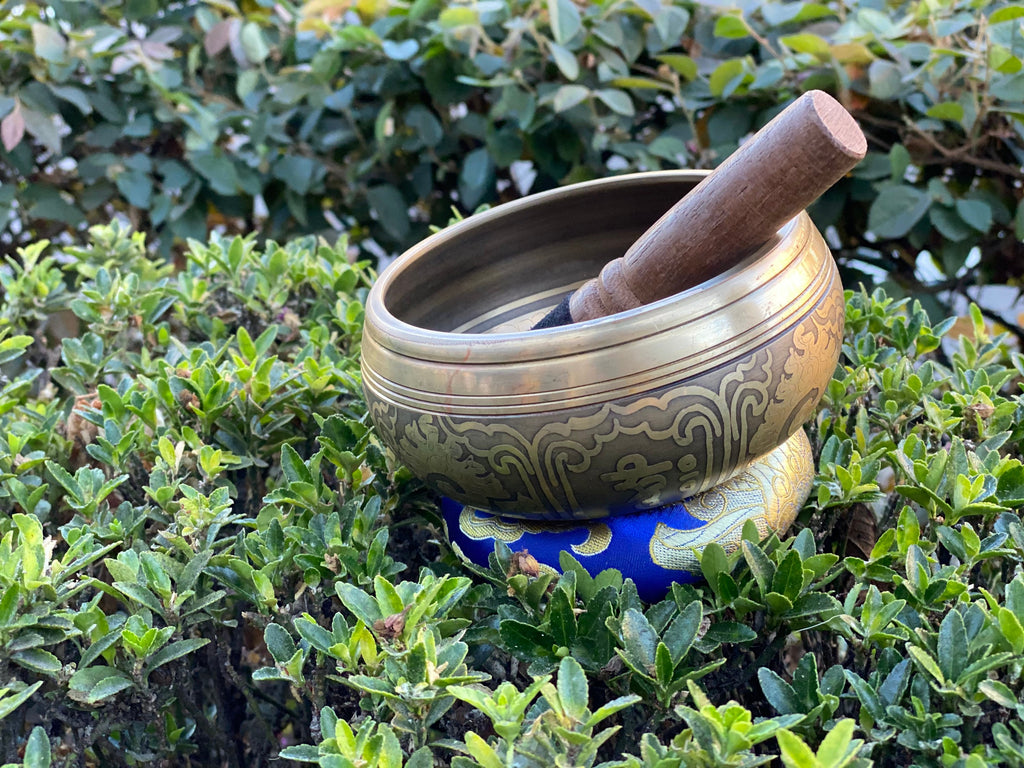 Buddha Tibetan Singing Bowl (5.5 inch) – Meditation, Healing