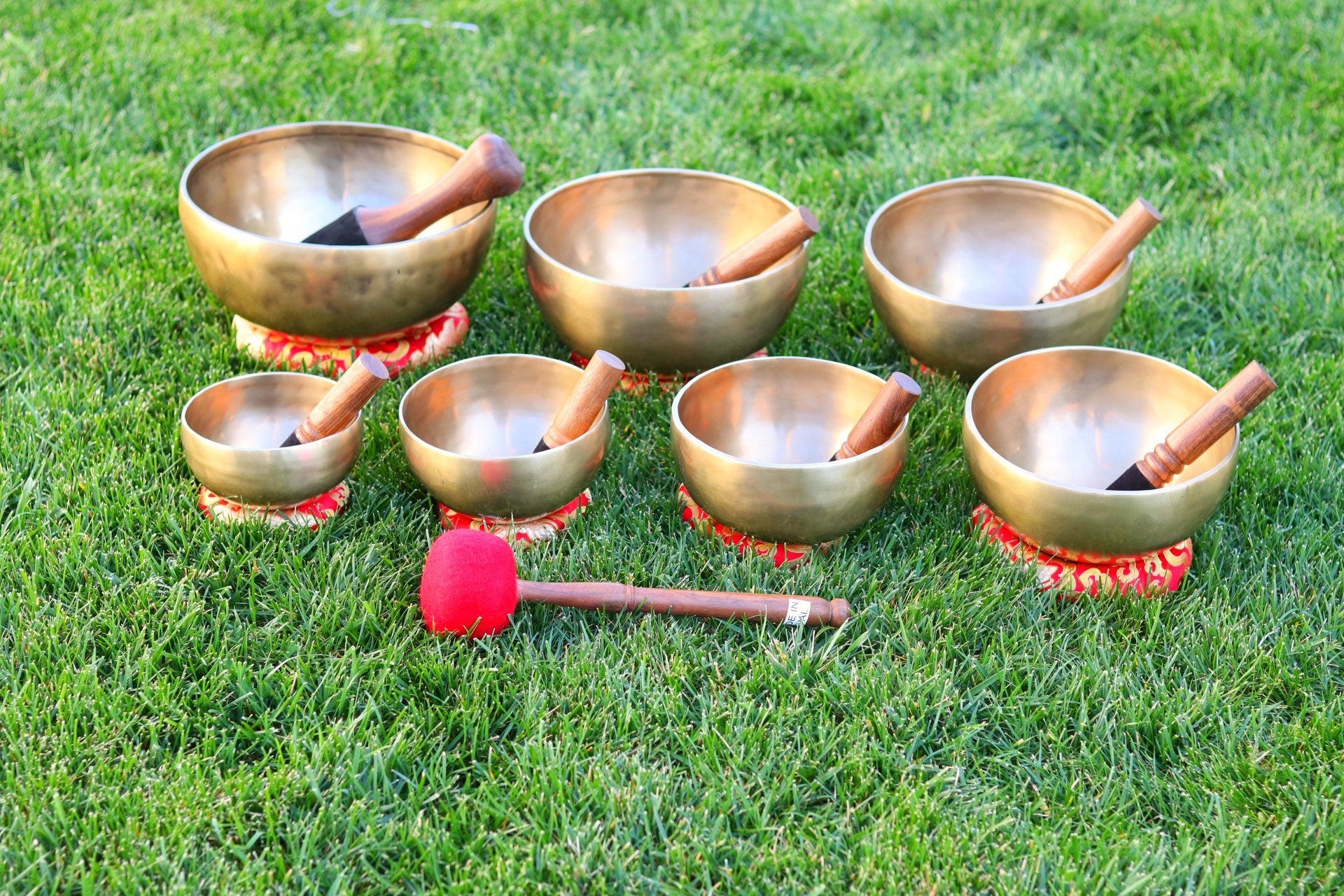 7 Chakra Singing Bowl Set | Meditation & Healing Bowl for Energy Balancing, Yoga, Reiki and Mindfulness