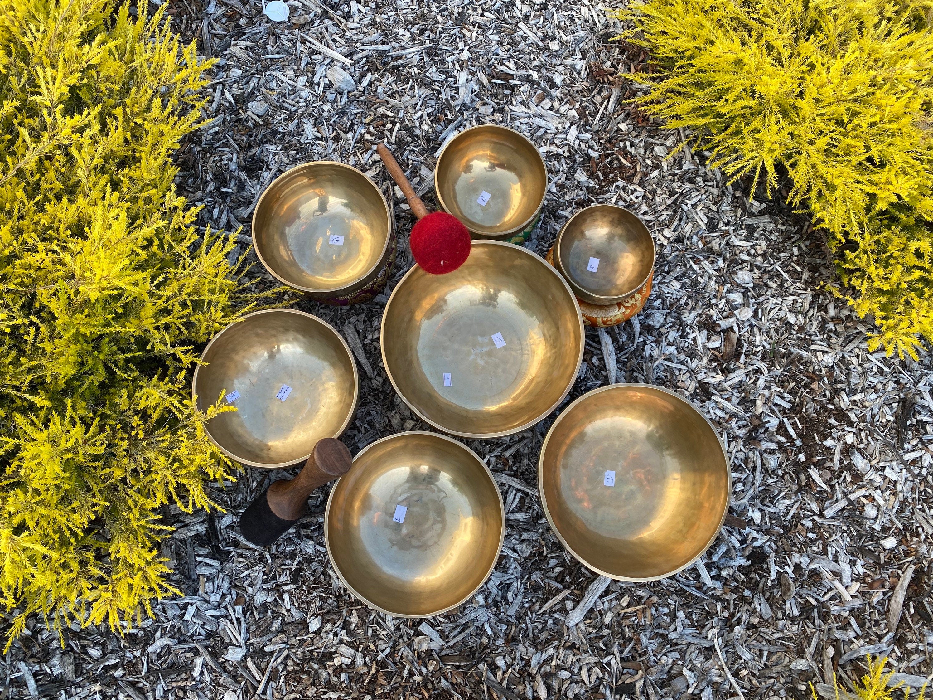 Handmade Tibetan Singing Bowl Set, Chakra Healing, Meditation