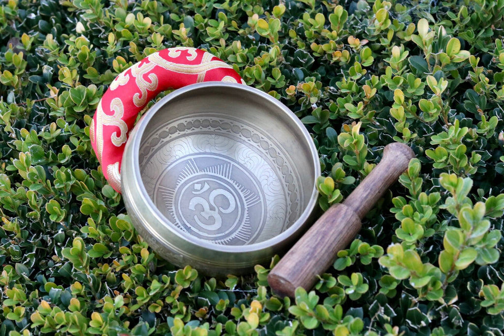 5" Bronze Mantra Singing Bowl | Yoga, Meditation & Sound Therapy